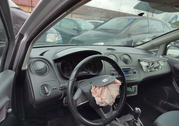 Seat Ibiza cena 10798 przebieg: 115559, rok produkcji 2013 z Ząbki małe 742